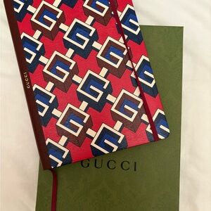 NWT GUCCI Red and Blue Geometric Notebook